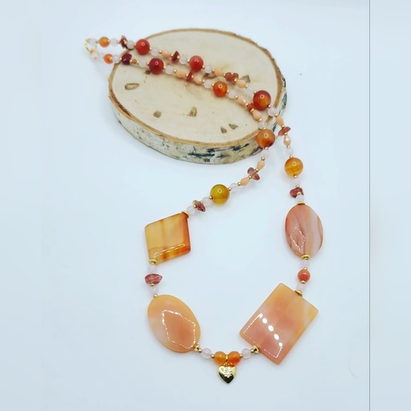 Peach Red Agate, Rose Quartz, gold plated heart charm necklace - Picture 1 of 4